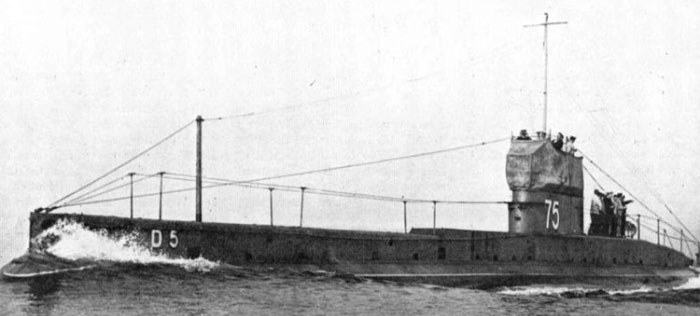 HMS D5 submarine