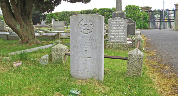 Frederic Theodore Garrett gravestone